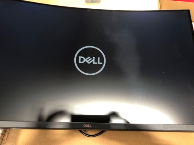 Photo 2 of Dell S3222HG 32-inch FHD 1920 x 1080 at 165Hz Curved Gaming Monitor, 1800R Curvature, 4ms Grey-to-Grey Response Time (Super Fast Mode), 16.7 Million Colors, Black (Latest Model)
