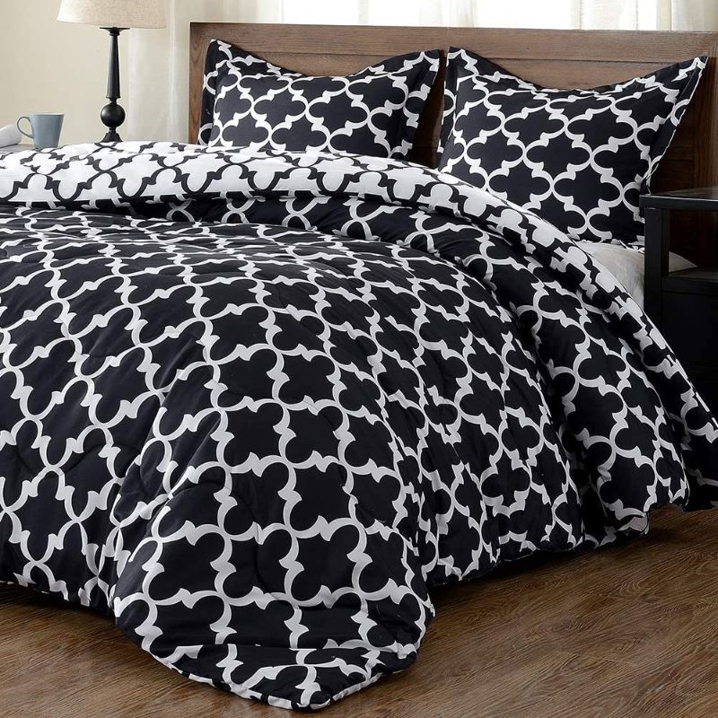 Photo 1 of downluxe Lightweight Black Comforter size king/ COMFORTER ONLY 