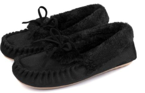 Photo 1 of RockDove Women's Naomi Faux Fur Moccasin Slipper size 10

