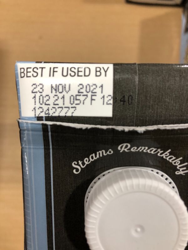 Photo 1 of Califia Farms - Oat Milk, Unsweetened Barista Blend, 32 Fl Oz (Pack of 6) | Shelf Stable | Non Dairy Milk | Creamer | Vegan | Plant Based | Gluten-Free | Non-GMO---EXP NOV 23, 2021