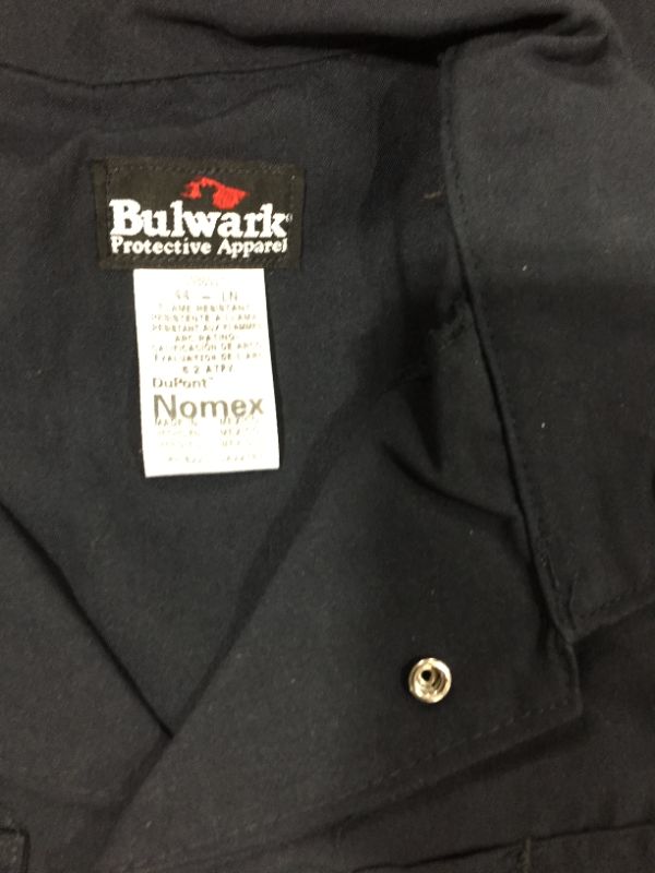 Photo 2 of Bulwark Men's Midweight Excel FR Deluxe Coverall
SIZE 44