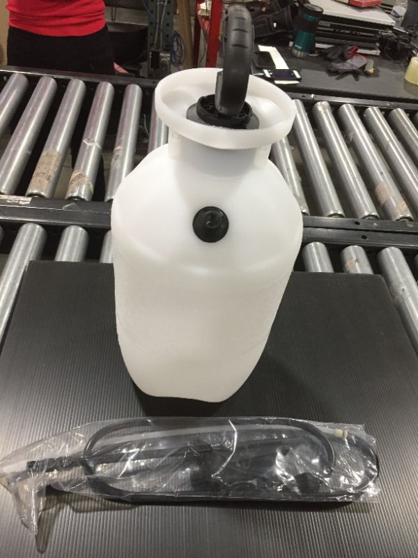 Photo 1 of CHAPIN 20002 2 Gallon Lawn, Sprayer, Translucent White