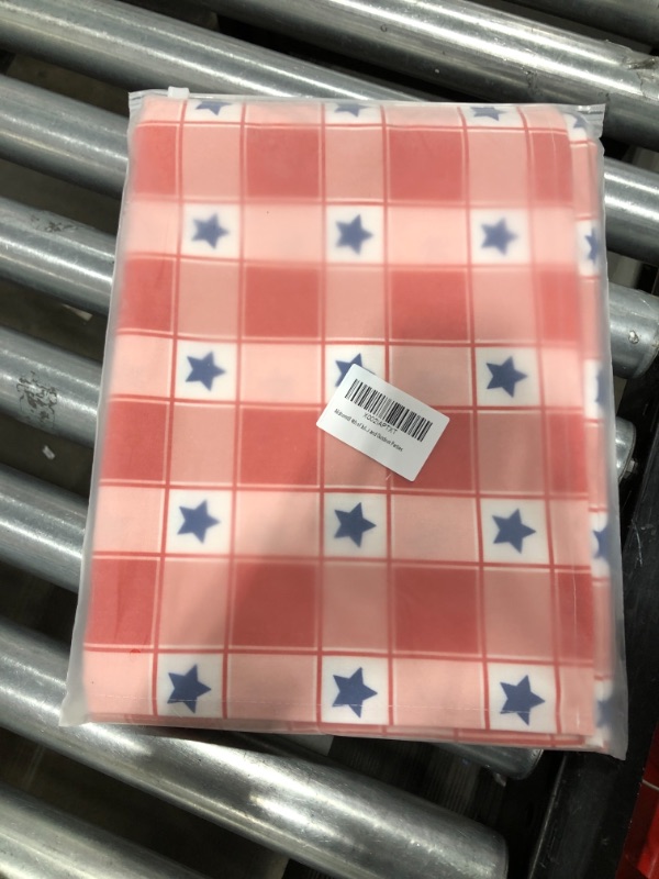 Photo 2 of Alishomtll 4th of July Table Runner with 4 Placemats Star and Checkered Table Runners Set Independence Day Decor for Dinner Parties, Catering Events, Indoor and Outdoor Parties