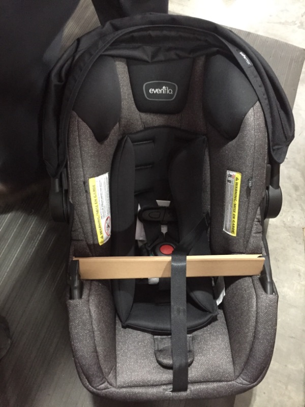 Photo 1 of Evenflo Pivot Modular Travel System With SafeMax Car Seat
