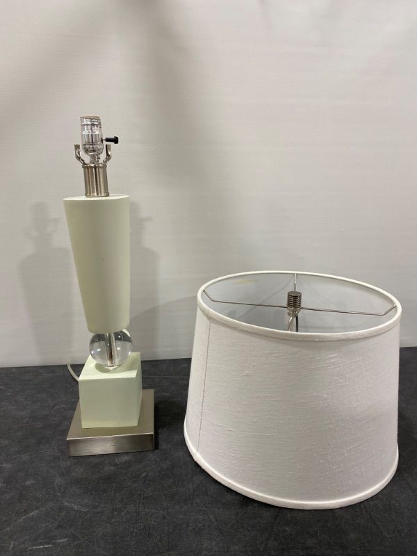 Photo 3 of 2 PACK DECORATIVE LARGE TABLE LAMP 31H INCHES WHITE AND GLASS FEATURES