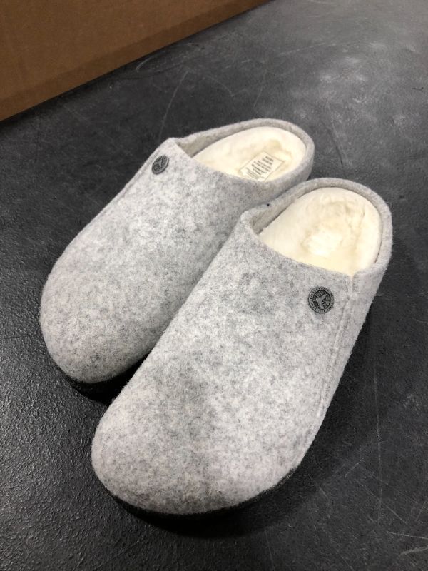 Photo 2 of Birkenstock Grey Slipper 5.5