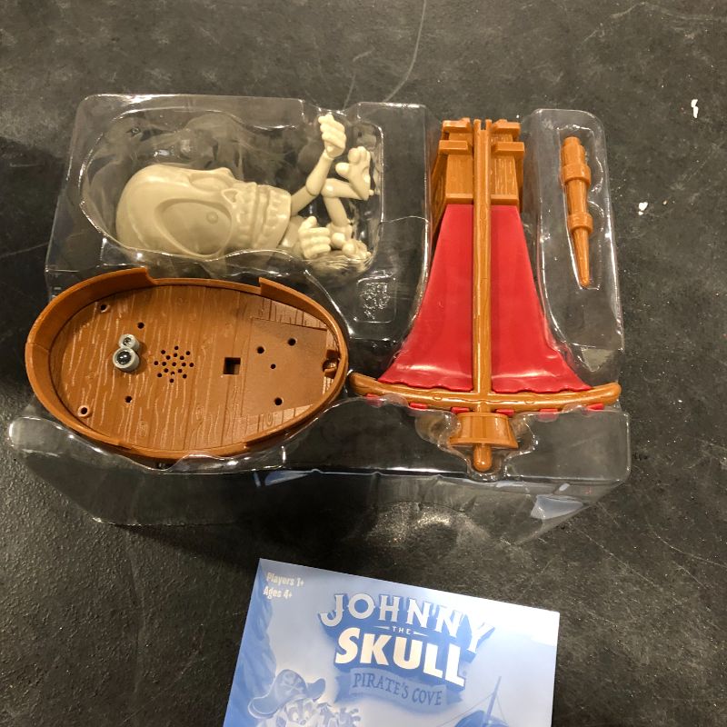 Photo 2 of Goliath Johnny the Skull Pirate's Cove Game