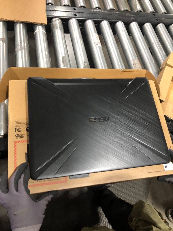 Photo 4 of ASUS FX505DT-WB52 TUF Gaming 15.6" FHD Laptop Ryzen 5 3550H 2.1GHz NVIDIA GeForce GTX 1650 4GB 8GB RAM 256GB SSD Stealth Black Windows 10 Home
