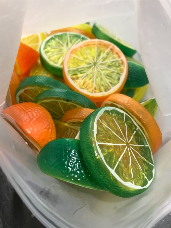 Photo 2 of Elcoho 36 Pieces Artificial Lemon Slices Blocks Decors Simulation Lemon Decors Fake Fruit Model Decorative Supply for Party Kitchen Wedding
