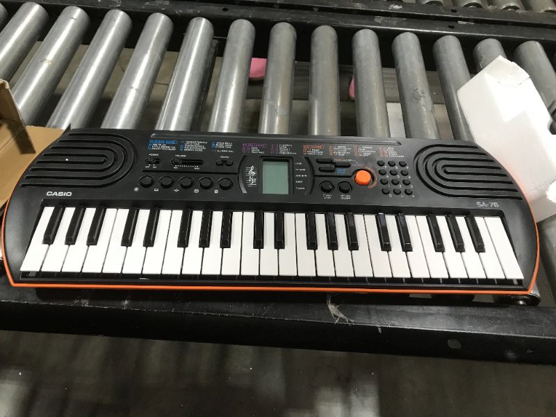 Photo 2 of Casio SA-76 44-Key Mini Personal Keyboard
