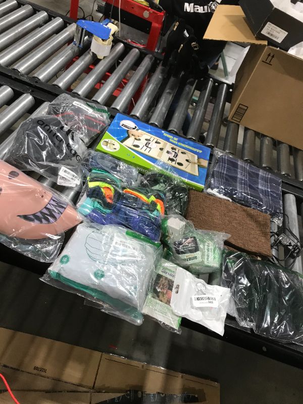 Photo 1 of Box lot - misc items 