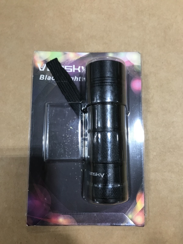 Photo 1 of VANSKY SMALL LED FLASHLIGHT. BLACK.