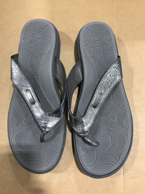 Photo 1 of WOMEN'S GREY FLIP FLOP STYLE SANDALS. SIZE 42. 