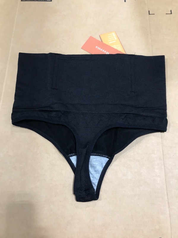 Photo 2 of WOMEN'S BLACK STRETCH UNDERPANTS. SIZE SMALL. 