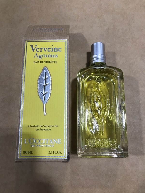 Photo 2 of L'Occitane Citrus Verbena Shampoo 250ml, 8.4 fl. oz.
