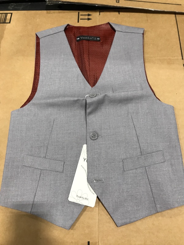 Photo 2 of BOYS' LIGHT GREY SUIT, SHIRT & TIE SET. SIZE 105.  