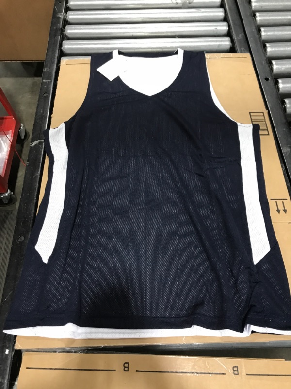 Photo 2 of Liberty Imports Reversible Men's Mesh Athletic Basketball Jersey Single for Team Scrimmage
NAVY BLUE/WHITE. SIZE 2XL. 