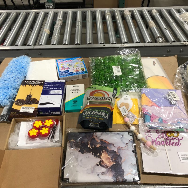 Photo 1 of box lot bundle with miscellaneous items