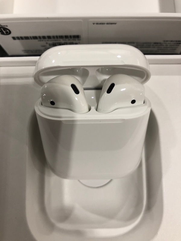 Photo 6 of Apple AirPods (2nd Generation)
BRAND NEW. OPENED FOR PHOTOS.