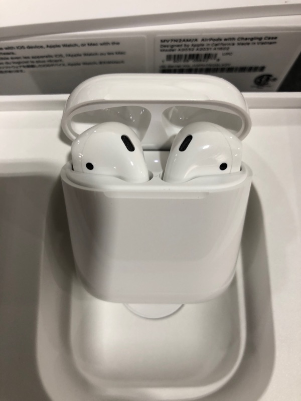 Photo 6 of Apple AirPods (2nd Generation)
BRAND NEW. OPENED FOR PHOTOS.