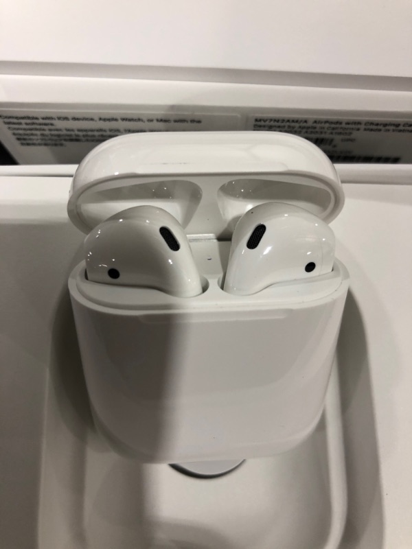 Photo 6 of Apple AirPods (2nd Generation)
BRAND NEW. OPENED FOR PHOTOS.