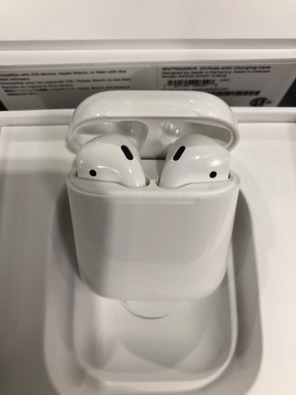 Photo 5 of Apple AirPods (2nd Generation)
BRAND NEW. OPENED FOR PHOTOS.