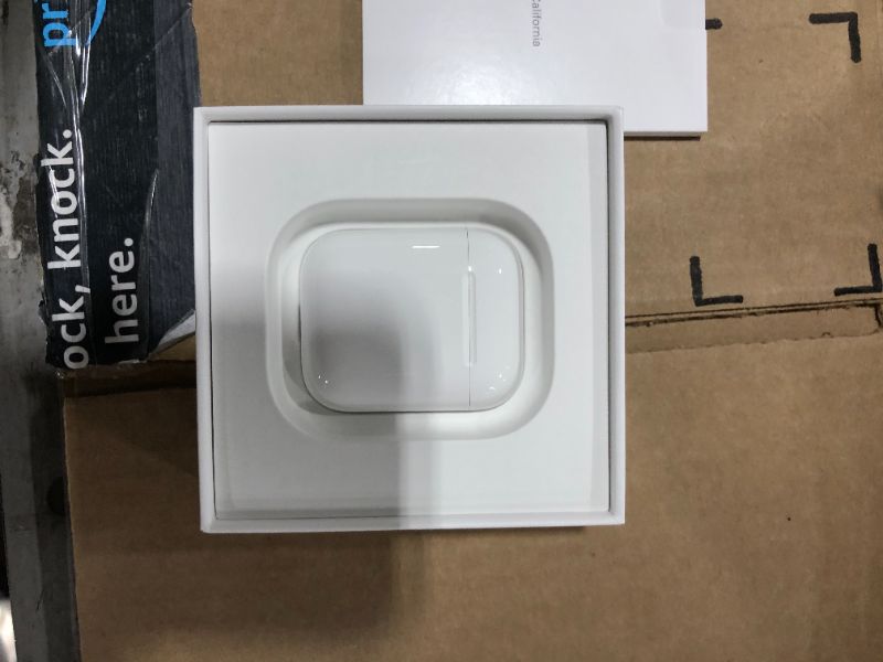 Photo 2 of Apple - Airpods with Wireless Charging Case - White
