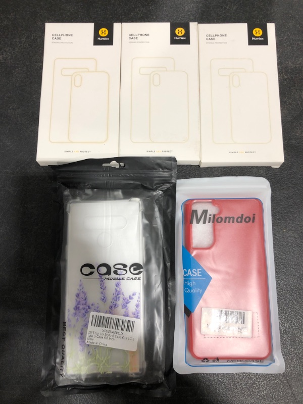 Photo 1 of VARIOUS SMARTPHONE ACCESSORIES, LOT OF 5 ITEMS.