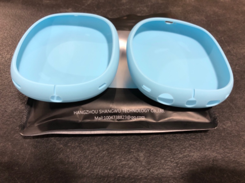 Photo 2 of SUREWO SILICONE COVERS, BLUE. MODEL: Q/SW105-2018.