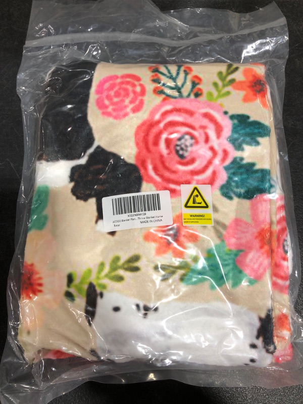 Photo 1 of ACDGO FLANNEL THROW BLANKET, FLOWERS & DOGS PATTERN. SEALED NEW.