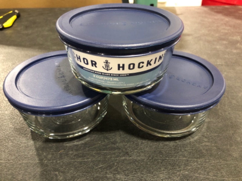 Photo 3 of Anchor Hocking 82629L11 Classic Glass Food Storage Containers with Blue Plastic Lids (Set of 3); Glass Storage Container Holds 2 Cups; Perfect Choice for Storing, Reheating, and Transporting Food
MISSING PACKAGE.