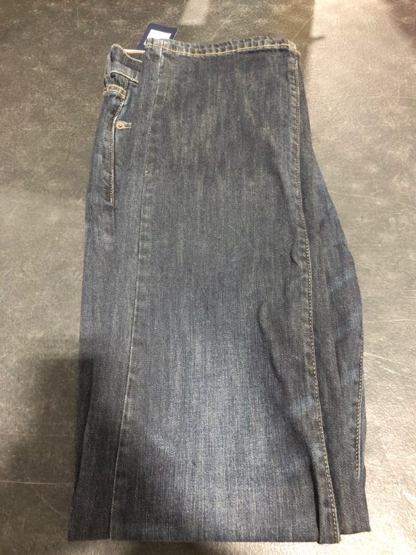 Photo 4 of Lucky Brand Men's 410 Athletic Fit Jean
SIZE 33X34