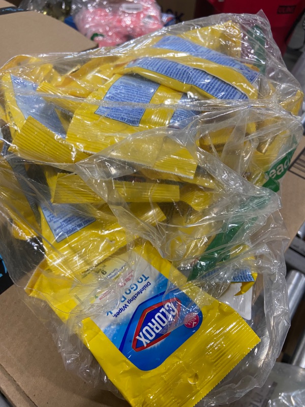 Photo 1 of Clorox Disinfecting Wipes - To Go Citrus - 9ct 25+packs

