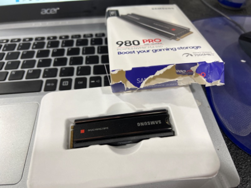 Photo 2 of Samsung 980 PRO M.2 1TB PCIe 4.0 7000 MB/s SSD (MZ-V8P1T0CW)
