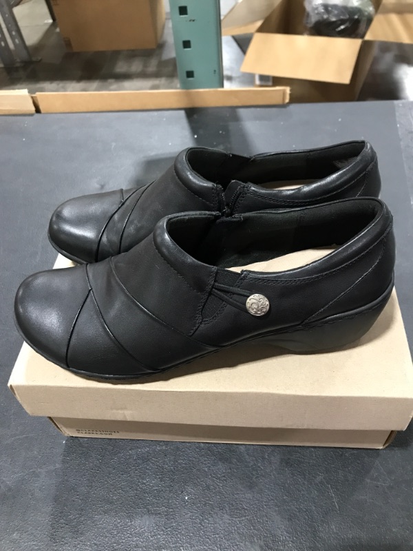 Photo 3 of Clarks Women's Channing Ann Slip-On Loafer. BLACK. SIZE 11.
PRIOR USE.