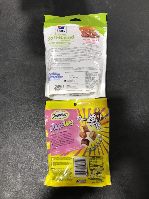Photo 1 of Hill's Grain Free Soft-Baked Naturals Dog Treats & TEMPTATIONS MixUps & ShakeUps Crunchy and Soft Cat Treats, 5 - 6.3 oz. (10 Packs and Single Packs)
LOT OF 2 ITEMS.
