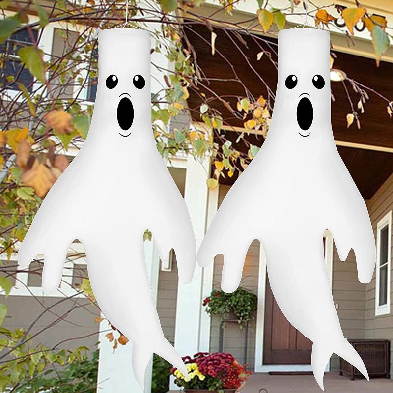 Photo 1 of 2 Halloween Ghost Windsock Hanging Flag Wind Sock With Hanging Clip Double-Sided Cute Big Scary Ghost 43''For Halloween Courtyard Front Decoration Patio Lawn Garden Outdoor Indoor Decor Party Supplies
