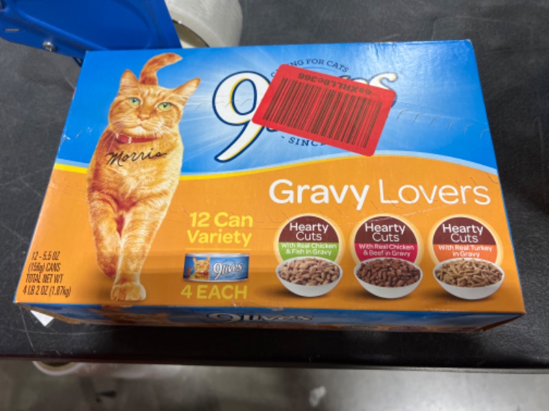 Photo 3 of 9Lives Variety Pack Favorites Wet Cat Food, 5.5 Ounce Cans
**BEST BY: 03/05/2022