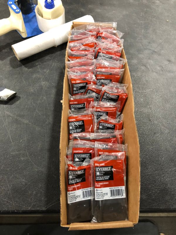 Photo 1 of 37 PACK!!! Everbilt
3-1/2 in. x 3-1/2 in. Oil-Rubbed Bronze Square Corner Door Hinge