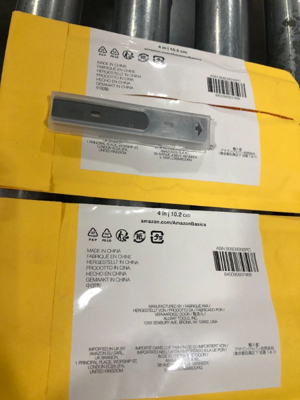 Photo 2 of 2 pack Amazon Basics 4" Replacement Stripper and Scraper Blades, 10/dispenser