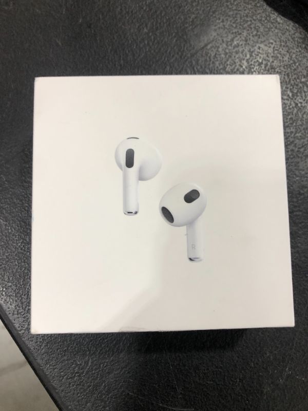 Photo 5 of Apple AirPods (3rd Generation)