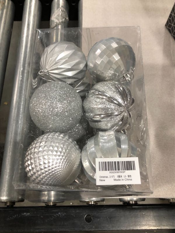 Photo 2 of Dohance Christmas Balls Ornaments, Xmas Ball Baubles Set - Shatterproof Decorative Hanging Ornaments Baubles Set for Xmas Tree (Silver, 80mm/3.15")