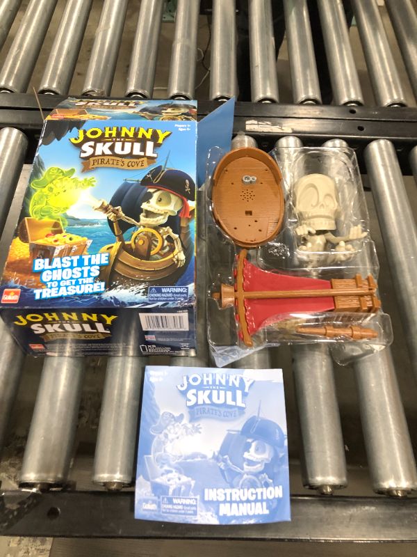 Photo 2 of Goliath Games - Johnny the Skull