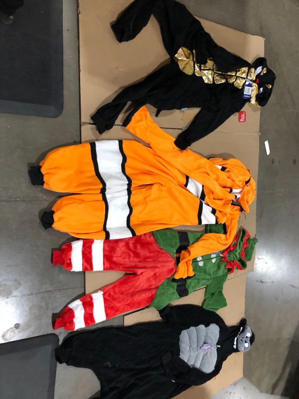 Photo 1 of onesies bundle mixed sizes 