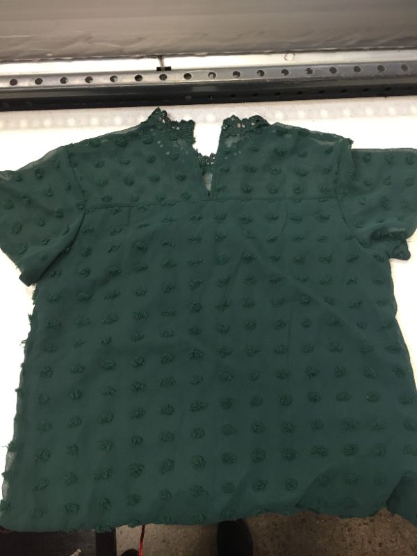 Photo 2 of WOMENS GREEN BLOUSE 
SIZE L
