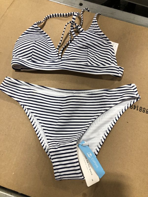 Photo 2 of Hit Summer Stripe Bikini Set
SMALL