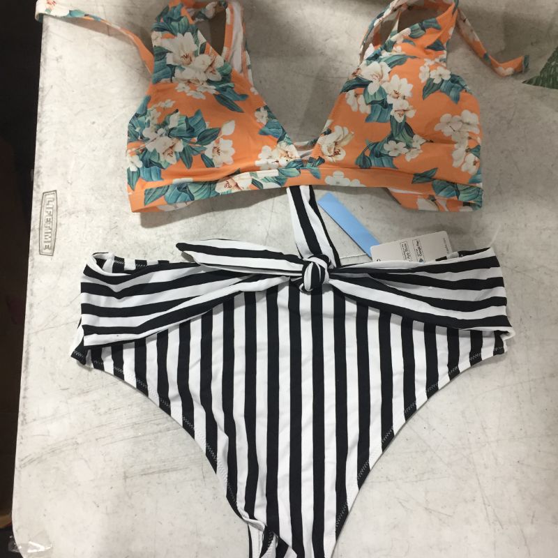 Photo 2 of Floral And Striped Plus Size Bikini size 1X
