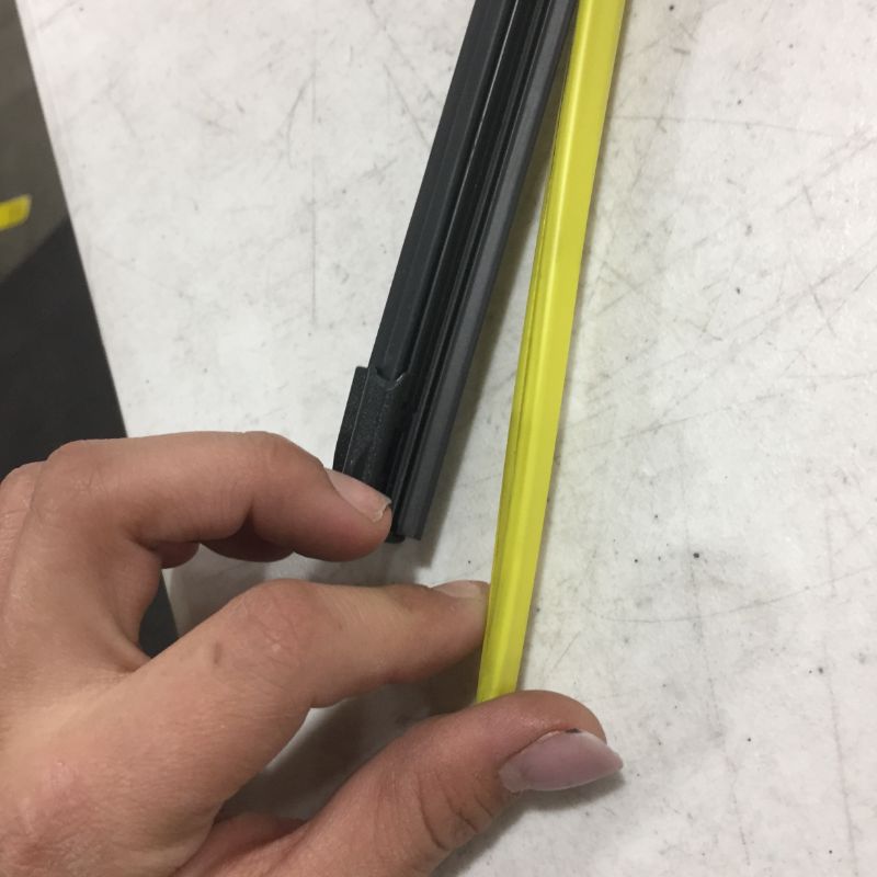 Photo 1 of Rain-X 24" Latitude Water Repellency Wiper Blade