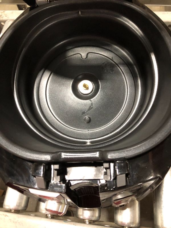Photo 1 of De'Longhi D895 DeLonghi D28313UXBK Roto Deep Fryer, Black/Silver, 12.2 x 9.45 x 14.17 inches
