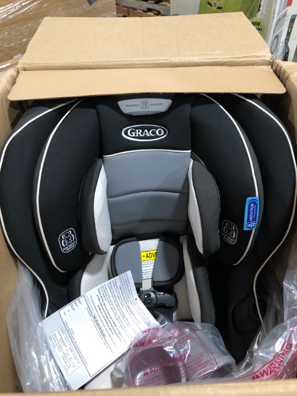 Photo 4 of Graco Extend2Fit Convertible Car Seat, Ride Rear Facing Longer with Extend2Fit, Gotham
